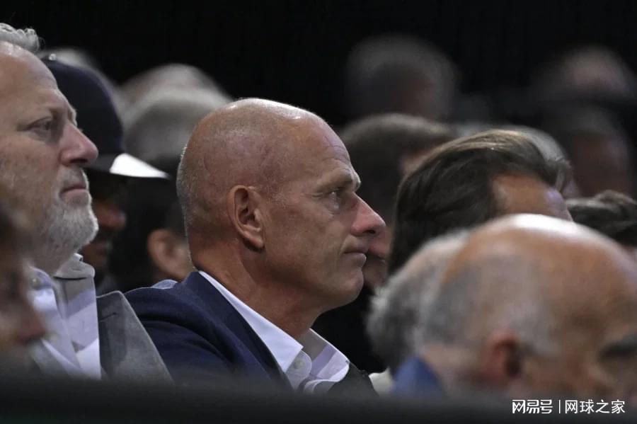 开云体育官方入口-前法网总监公开驳斥萨巴伦卡维权言论：球员贪婪、诉求荒谬
